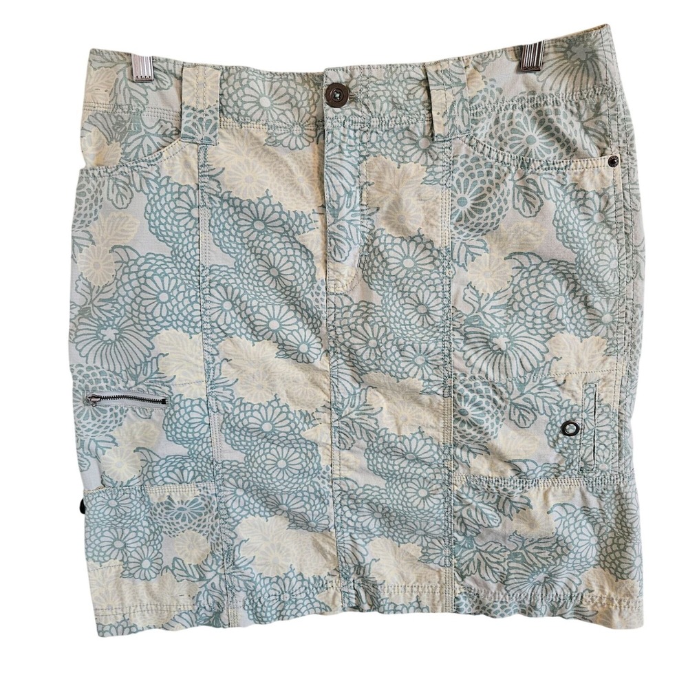 Eddie Bauer Woman Size 12 Athleisure Skirt Floral Multiple Pocket Hiking Camping